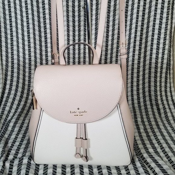 🏝 MAKE AN OFFER  Kate Spade Leila Warm Beige White Backpack Medium - Picture 2 of 11